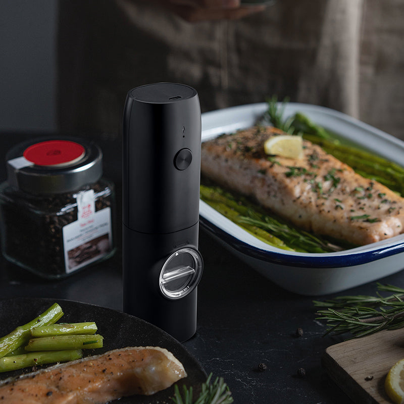 VAYLENO Rechargeable Electric Salt & Pepper Grinder